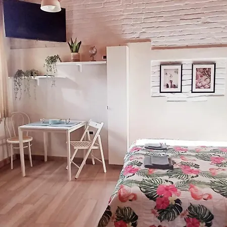 Apartment Inside House Parma